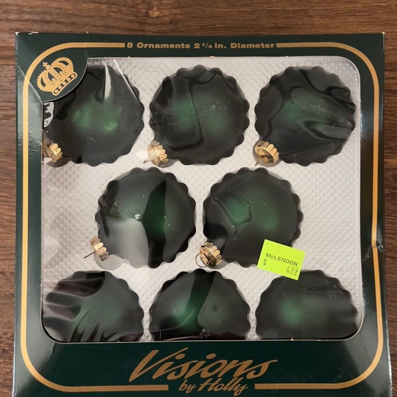 Elegant Green Holiday Ornaments Set - Picture 2 of 3